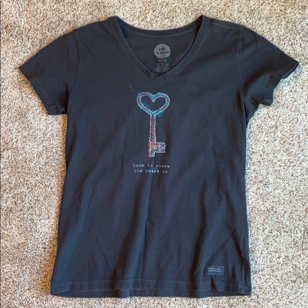 Life is good v neck Tee
